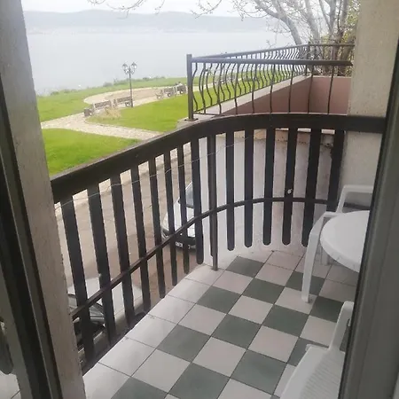 антон петров * Nessebar