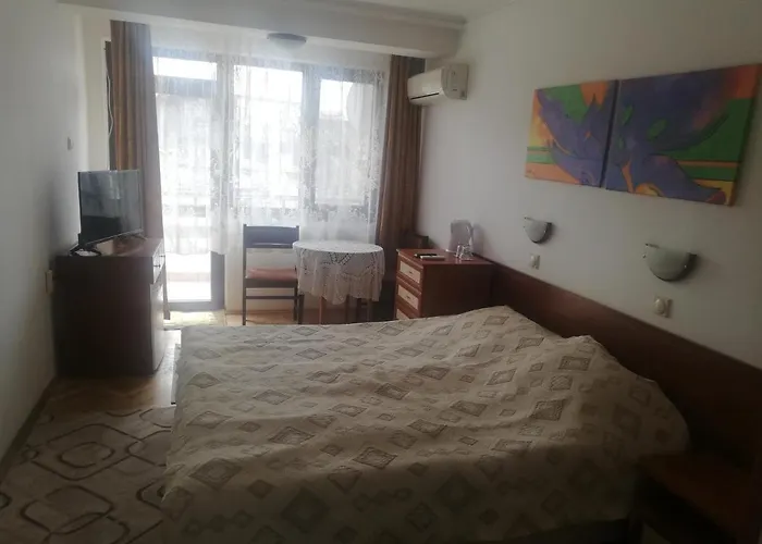 антон петров * Nesebar